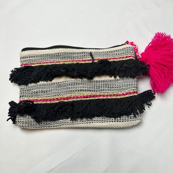 NWT - Lete & Co Stylish Black and Pink Clutch - Picture 1 of 6